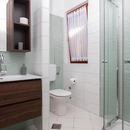 بيت للعطل Zuccon *